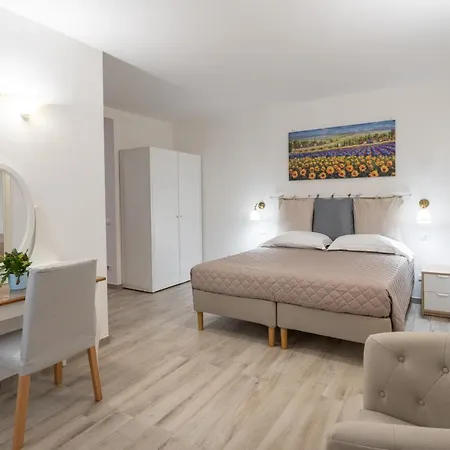 Casale Del Nonno 公寓式酒店 索伦托