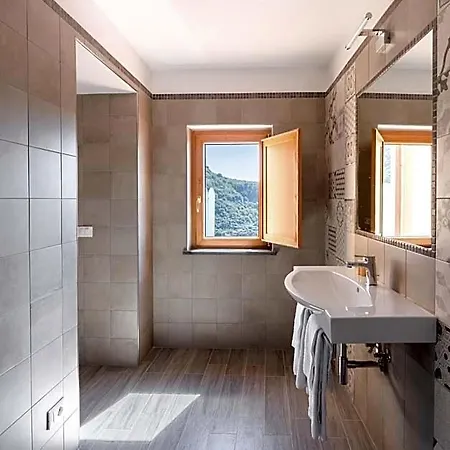 Casale Del Nonno Aparthotel 4*