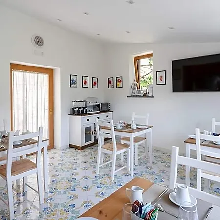 Apartahotel Casale Del Nonno