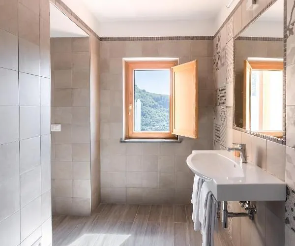 Casale Del Nonno Aparthotel 4*