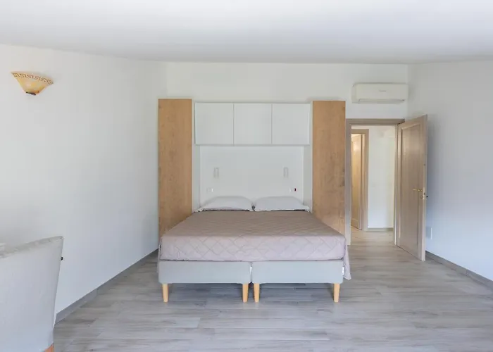 Casale Del Nonno Aparthotel