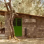 Casale Del Nonno Aparthotel