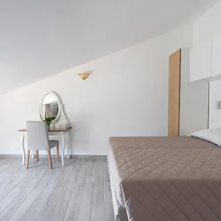 Casale Del Nonno Апарт-отель