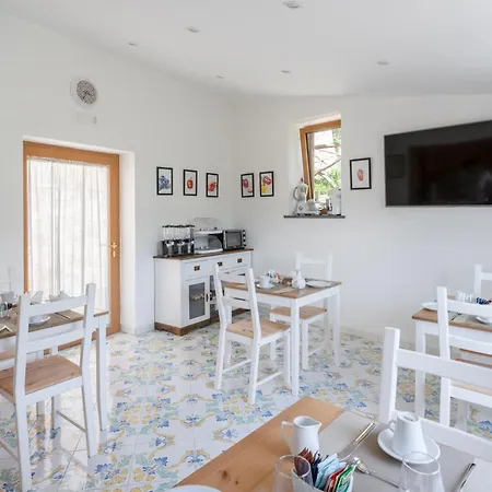 Casale Del Nonno Апарт-отель Сорренто